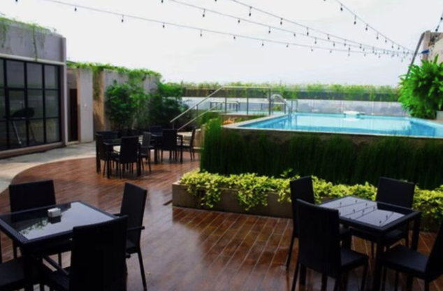 hotel di bekasi barat